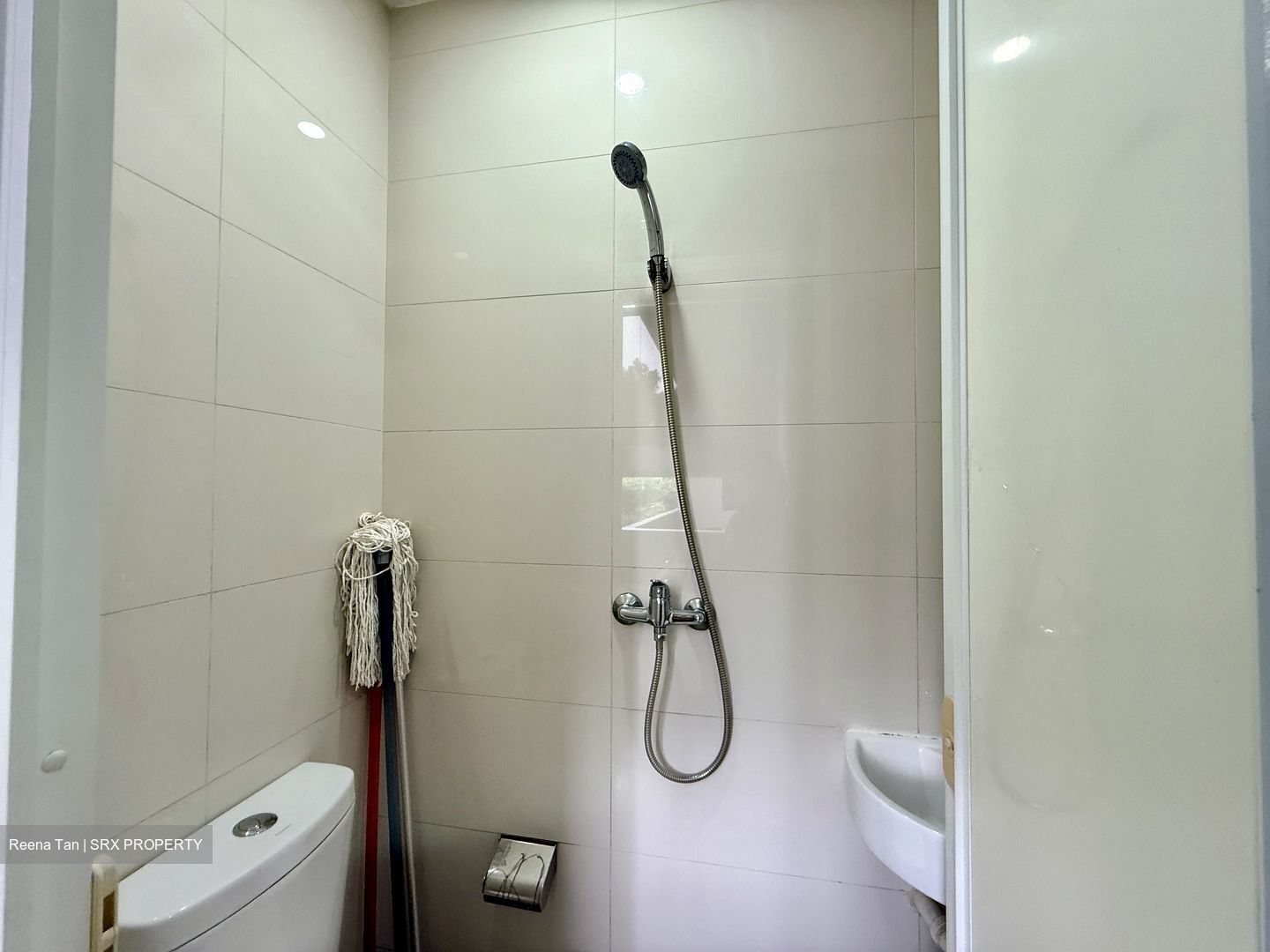 Jewel @ Buangkok (D19), Condominium #578675261